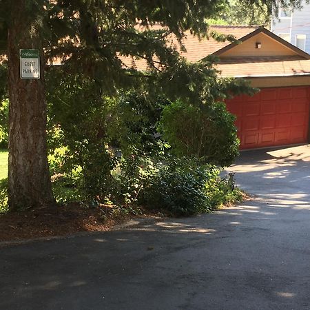 Lakeview Gardens B&B Peachland Esterno foto